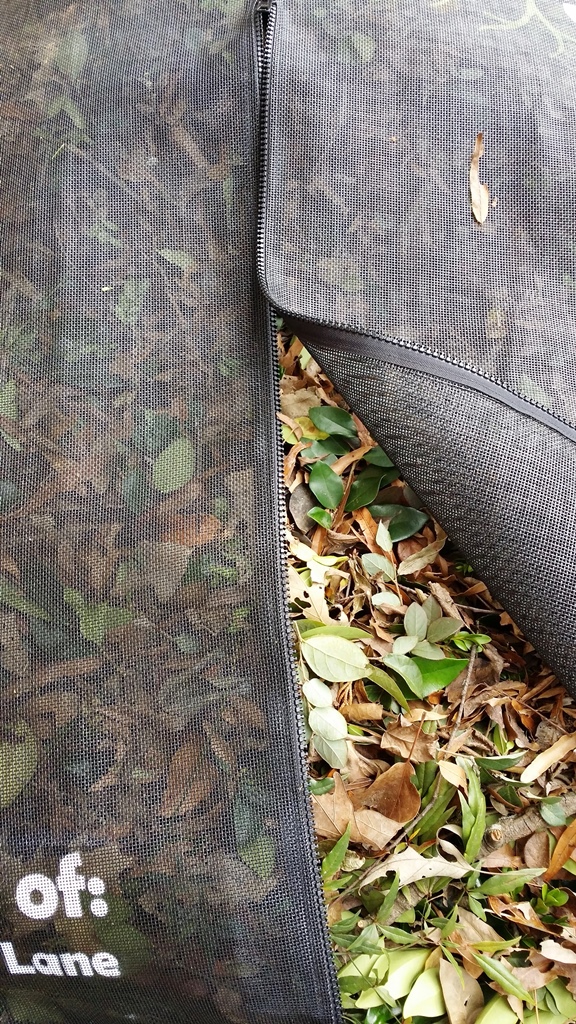 Leaf Burrito® - The Year Round Yard Bag - Custom Industrial-Grade Mesh  product with zippers for collecting, transporting and removal of leaves,  yard debris and dozens of other landscaping tasks and uses!